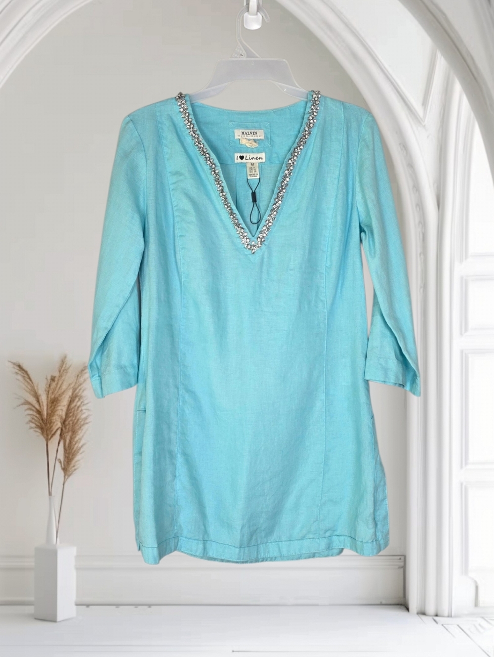 Malvin Hamburg-Germany 100% Linen Embellished V-Neck Light Blue Tunic Sz Medium